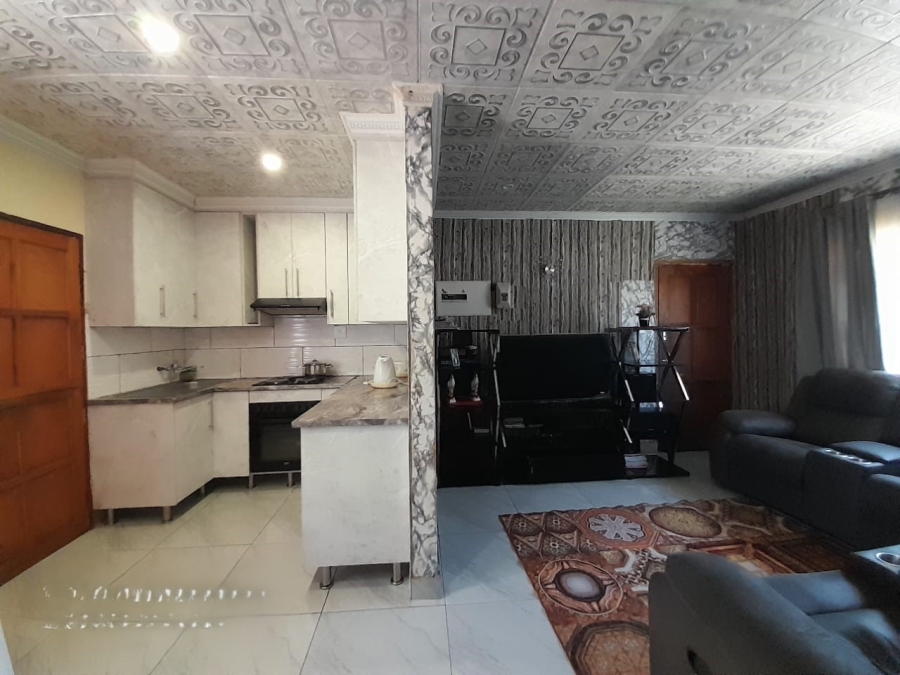 3 Bedroom Property for Sale in Rustenburg North North West